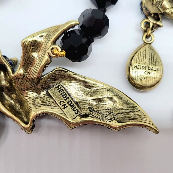 Heidi Daus Sapphire + Black Diamond Swarovski Crystal Bat Necklace Earring Set - Picture 10 of 11